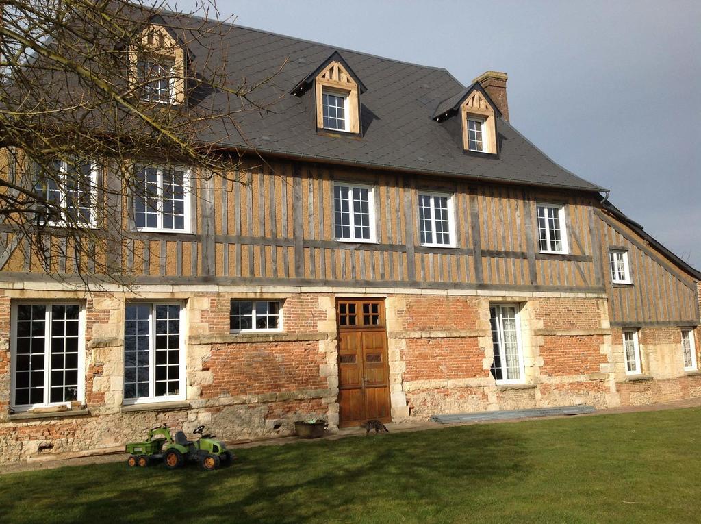 Amfreville-la-Campagne Le Saint Aubin- Maison D Hotes Dans Ce Monastere Du 16 Siecle מראה חיצוני תמונה